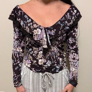 Floral V-Neck Ruffle Long sleeve top Top